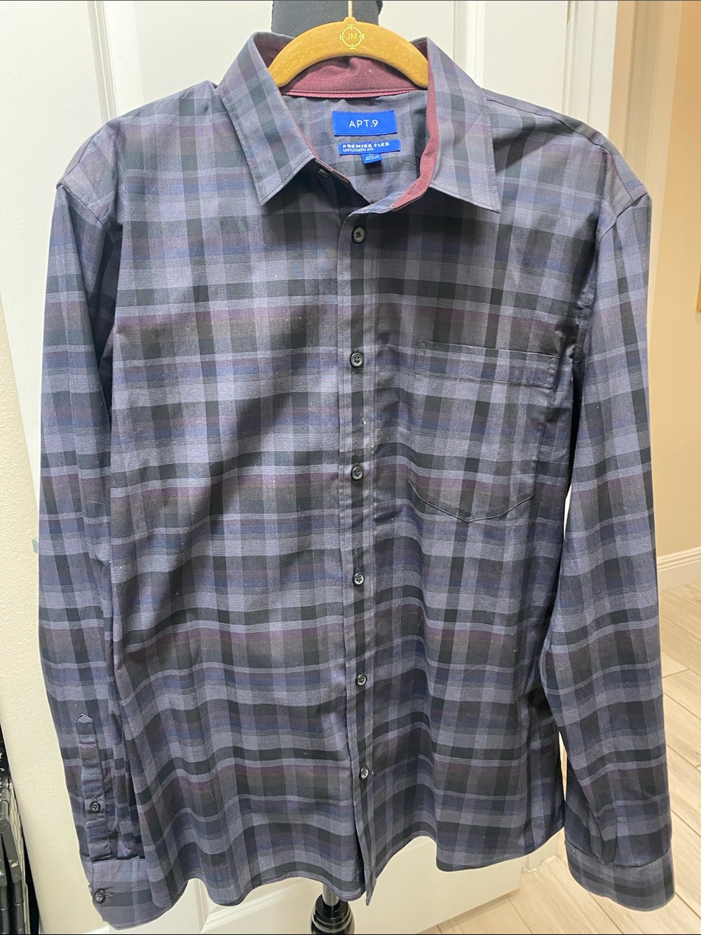 Apt. 9 Men's Black & Gray Plaid Button-Up Dress Shirt